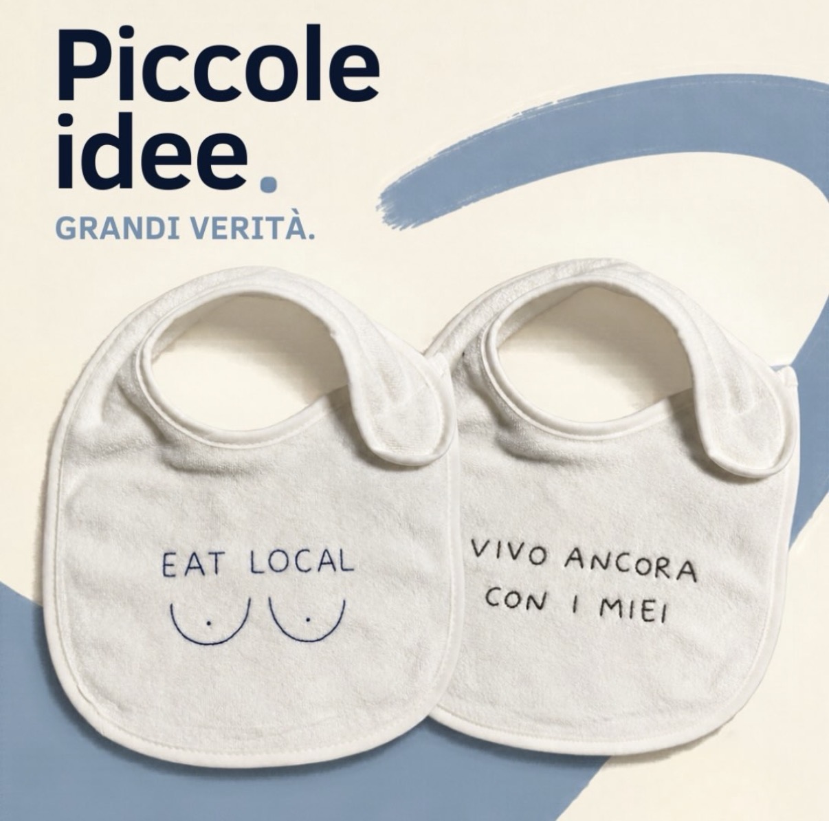 Bavaglini ricamati “EAT LOCAL” e “VIVO ANCORA CON I MIEI”